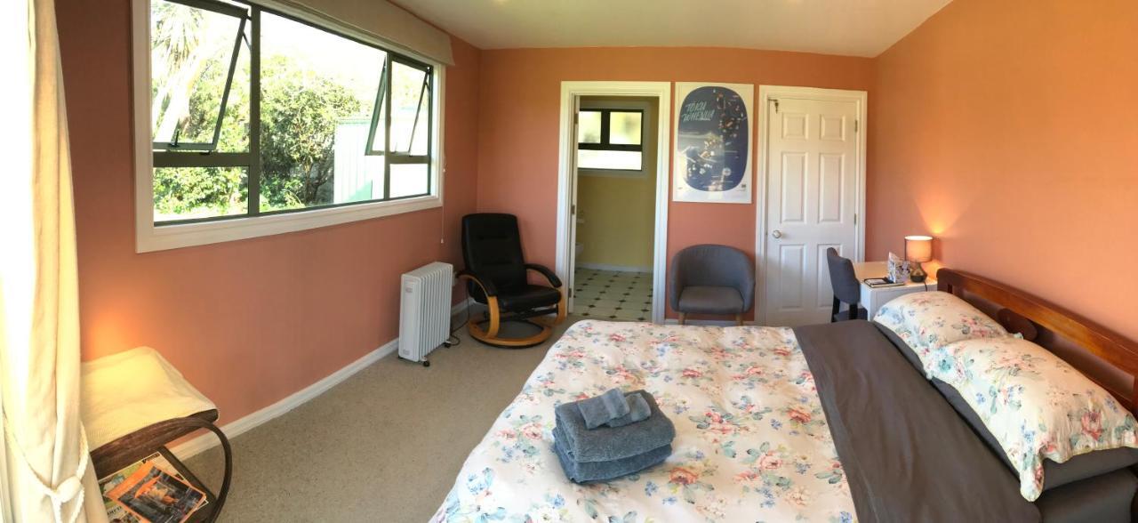 Cosy, Central Greytown Sleepout Ngoại thất bức ảnh